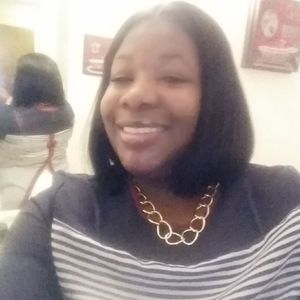 Meet your Posher, Damika